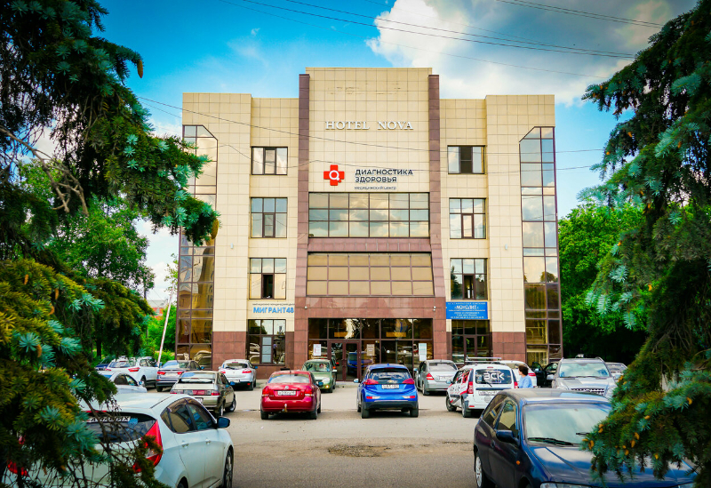 Отель "Нова" |