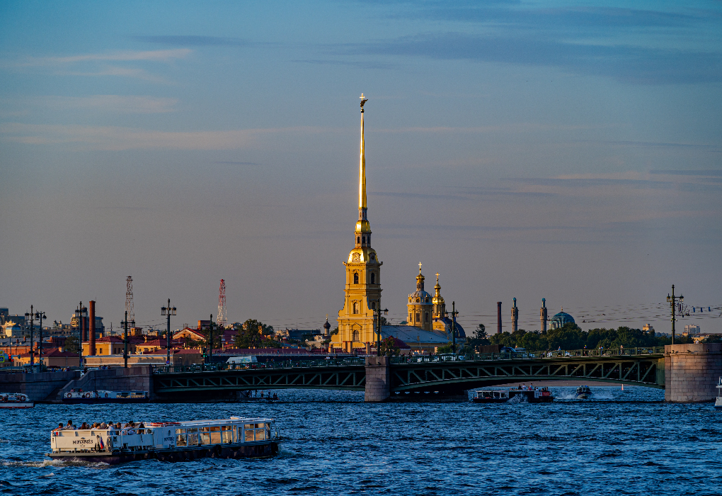 "2 в 1: Петербург, Рускеала, Кижи, Валаам", тур на 5 дней |